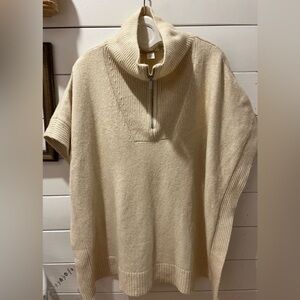 Fine-knit polo-neck poncho size M/L